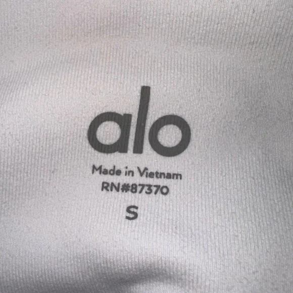 ALO Yoga EPIC White Mesh Panel Leggings size Small - Picture 13 of 14